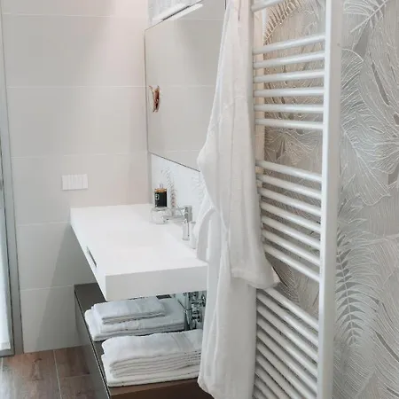 Hotel apartamentowy Sea Breeze