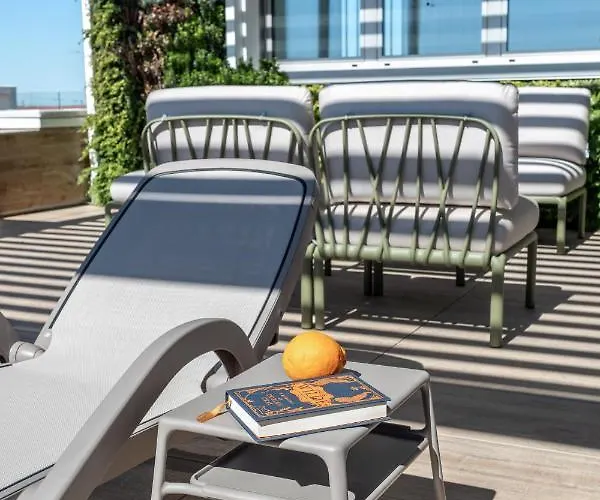 Sea Breeze Aparthotel