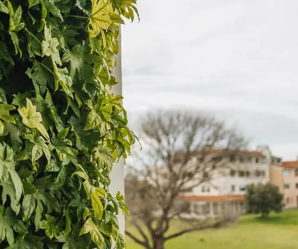 Appart hôtel Sea Breeze 4*