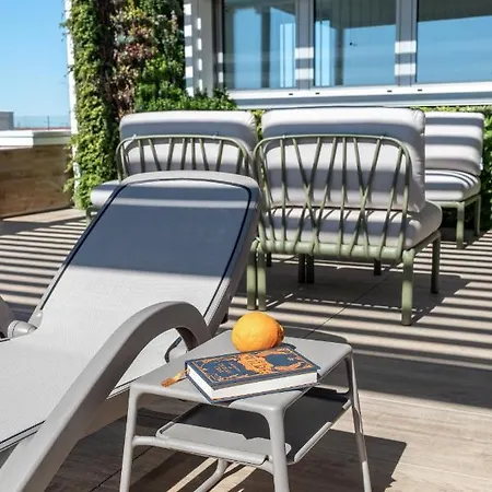 Sea Breeze Apartmanhotel