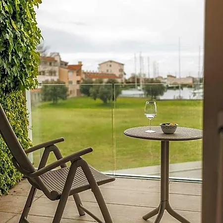 Aparthotel Sea Breeze
